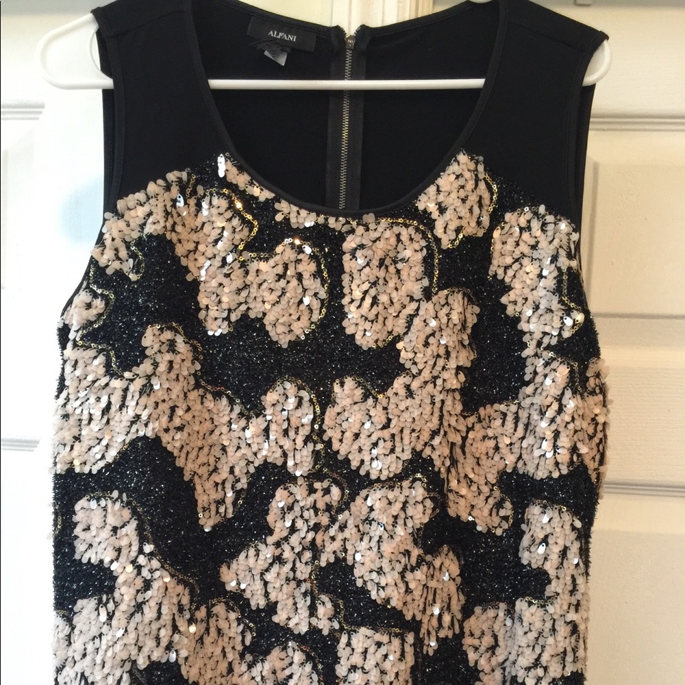 Beautiful pink and black silk top form Alfani